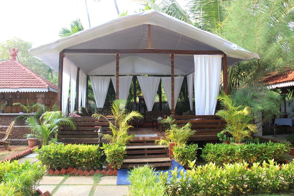 นากา คอตเทจเจส Hotel มอร์จิม ภายนอก รูปภาพ